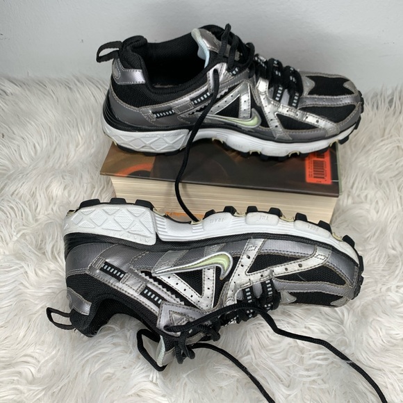 Nike Shoes - Nike Air Tri Running Shoes Black Silver Sz 7